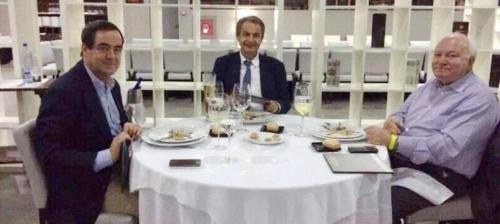 José Bono, Zapatero y Moratinos, tres 'patas podridas' para un banco en mal estado.