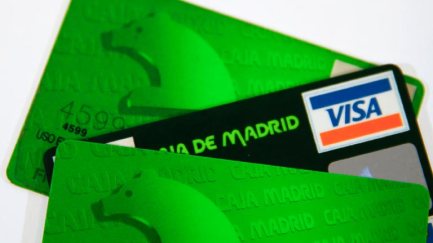 Modelo de tarjeta opaca utilizada por los defraudadores de Caja Madrid