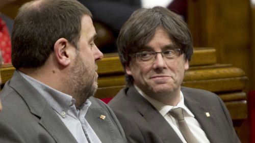 Puigdemon y Junqueras,  dos 'malabaristas' políticos de muy bajo perfil.
