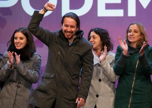 Representantes de 'Podemos': formación irresponsable y mediocre en el mundo de la política nacional.